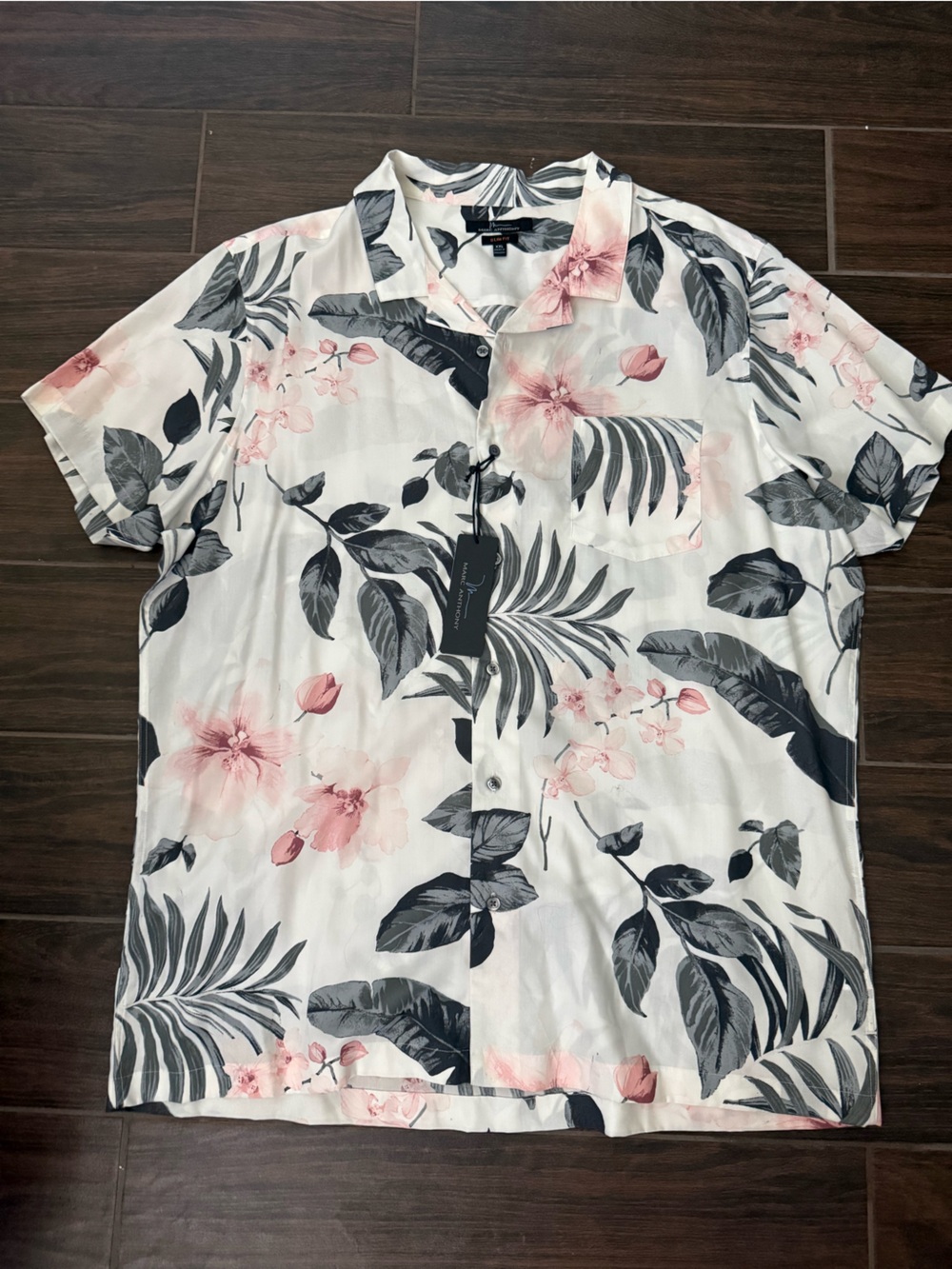 🐸Marc Anthony White Hawaiian Floral Button-Up Shirt with Pink & Black Leaves